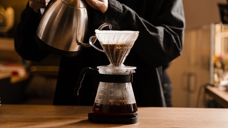 how to bloom coffee
