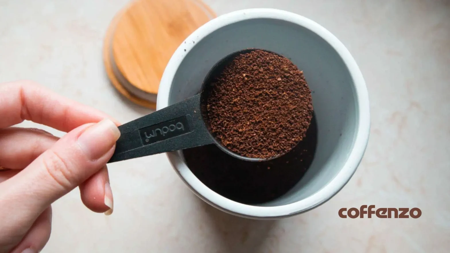 how many scoops of coffee per cup